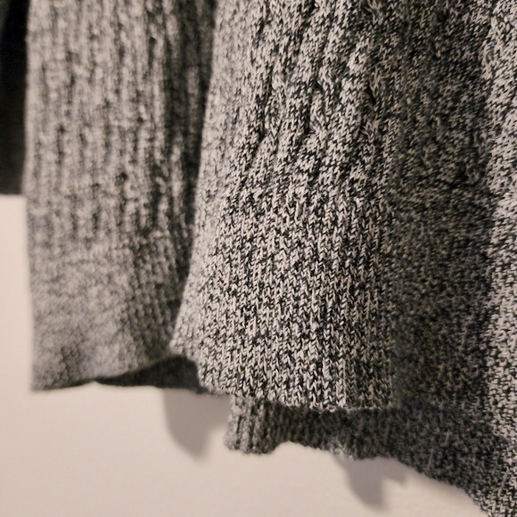 ✨2 for $5✨ Karen Scott Heathered Gray 3/4 Length Sweater Size Large - Picture 2 of 5